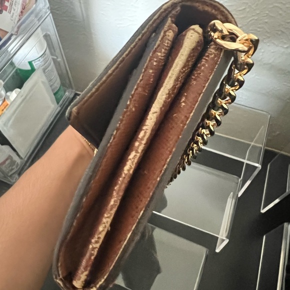 Louise Vuitton Sarah Wallet - Picture 8 of 8